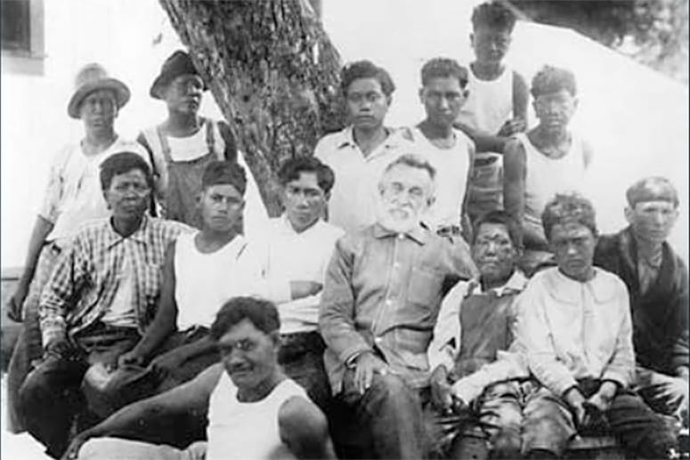 Group photo Kalaupapa leper colony patients 