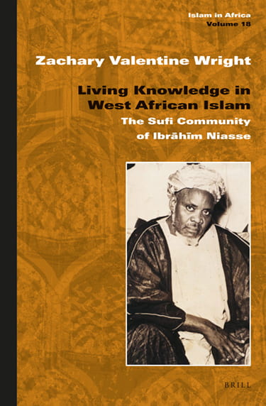 Book cover of Living Knowledge