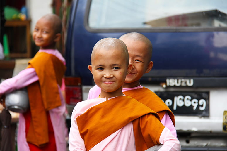 Photo of young nuns in Myanmar